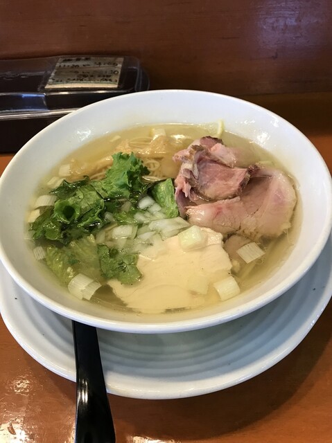 麺者屋ちくわ>