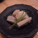 まごわやさしい - 里芋の冷製煮物　ごま餡かけ