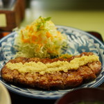 鉢の木 - 料理写真:すりおろしの生姜がダイレクトにのってます！