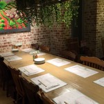 PHAKCHI JO'S - 大テーブル席2