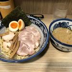 秋葉原つけ麺 油そば 楽 - 