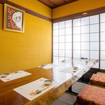 魚匠庵 - 内観写真:6名様〜10名様までの個室。大切な方