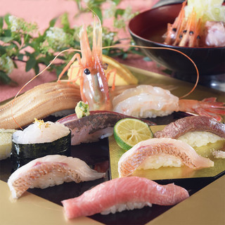 寿司で地魚を満喫！これぞ金沢の寿司