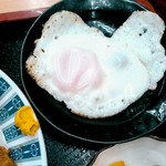 オーモリラーメン - 目玉焼き