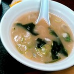 オーモリラーメン - スープ、ラーメンスープより濃いめ