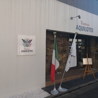 アクイロット - 外観