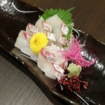 酒菜魚処じゅぼう - 愛媛産　朝〆真鯛の松皮造り