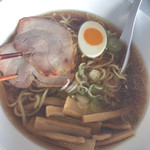 カフェテリアシンフォニー - しょうゆラーメン  900円