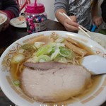 マルミ・サンライズ食堂 - 普通のラーメン大盛りで