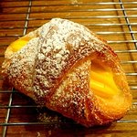 プティブラン - サクサクカスタードクロワッサン