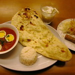 ラジャーインドレストラン - サヒセット　コレにデザートが付いて1500円