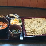 究 - 鮭イクラ丼セット 900円