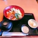 日本海庄や - 海鮮丼