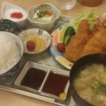 かあさん定食 おひるや - 盛り合わせ定食（若鶏唐揚+ささみカツ）