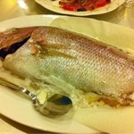 ブラッスリー・ハル - 鯛の塩釜焼き