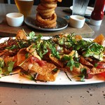 Yard House - ポキナチョス❤️みんなテーブルにマストな一品♪