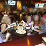 Yard House - お隣さんはクリスマスパーティー❣️って めちゃファンキーだぜっ‼️(((o(*ﾟ▽ﾟ*)o)))♡ 