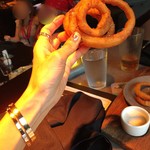 Yard House - 日本では見たことない豪快なオニオンリングz