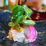 Kamakura Ichi - カワハギの肝和えサラダ 梅肉風味アップ