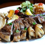 日向草 - 骨付き猪肉のグリル！