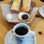 Komeda Kohiten - お友達のゆで卵セット。コーヒーチケットなんで370円、安い〜