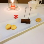 DINING ROOM IN THE MAIKO - 結びのひととき 　小菓子