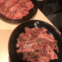 プレミアム和牛の店 味蔵の杜 - 上が極上タン塩、下が極上ハラミ どちらも1,850円