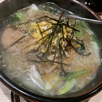 プレミアム和牛の店 味蔵の杜 - 温麺(鶏だし塩スープ・中太麺)
