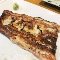八べえ - 白焼きアップ（山葵と塩）