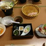 季の邸 鍋田川 - １日目の晩御飯です。この海鼠が美味しかったです