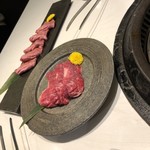 肉の匠 将泰庵 - 焼肉御膳のカルビと単品和牛タン塩