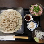 そば処 三品 - せいろと牛トロ丼