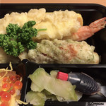와카타케 - 海老､烏賊天ぷら､竹輪磯辺揚げ､厚焼玉子