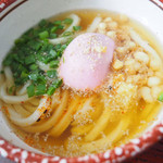 日の出製麺所 - 隣のおじちゃんが食べてたうどん