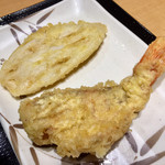 丸亀製麺 - れんこん天 ¥110 ＆ 赤魚 ¥150