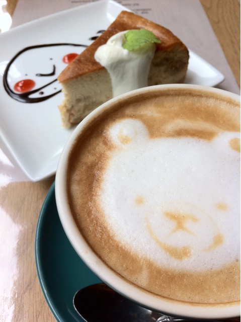 MOVE CAFE （ムブカフェ） - 新宿三丁目/カフェ/ネット予約可 | 食べログ