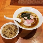 麺屋 六感堂 - 鶏そば（醤油）＋鶏五目ご飯（ルナ飯）