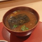 大天寿司 - 赤出汁