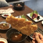 なごみ酒場 - 紅生姜の天ぷら。