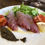 ナガタ店 - ◆イナダのカルパッチョ、タプナードソース添え