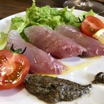 ナガタ店 - ◆イナダのカルパッチョ、タプナードソース添え