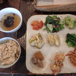 さくら食堂 - 9種のおかずのさくら食堂プレート￥1,020