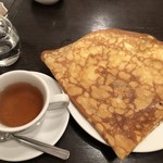 CAFE CREPERIE Le BRETON - アールグレイとクレープ バター/カソナード