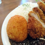 アプランティ - カツカレー2（ヒレカツ）1130円税込