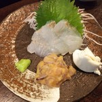 金町製麺 - 千葉県産ヒラメの刺身と「塩辛とクリームチーズ」