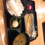濱焼北海道魚萬 - サバの味噌煮定食