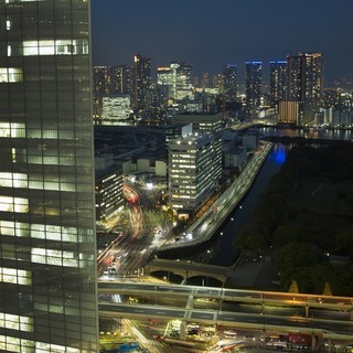 You can enjoy the view from the 25th floor of the hotel.