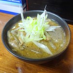 立ち飲み処 - もつ煮込み