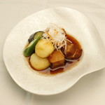 Kaisen Izakaya Nigirino Chouten - 大山豚の角煮！揚げ茄子とマッシュポテト添え