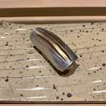 すし宮川  - こはだ